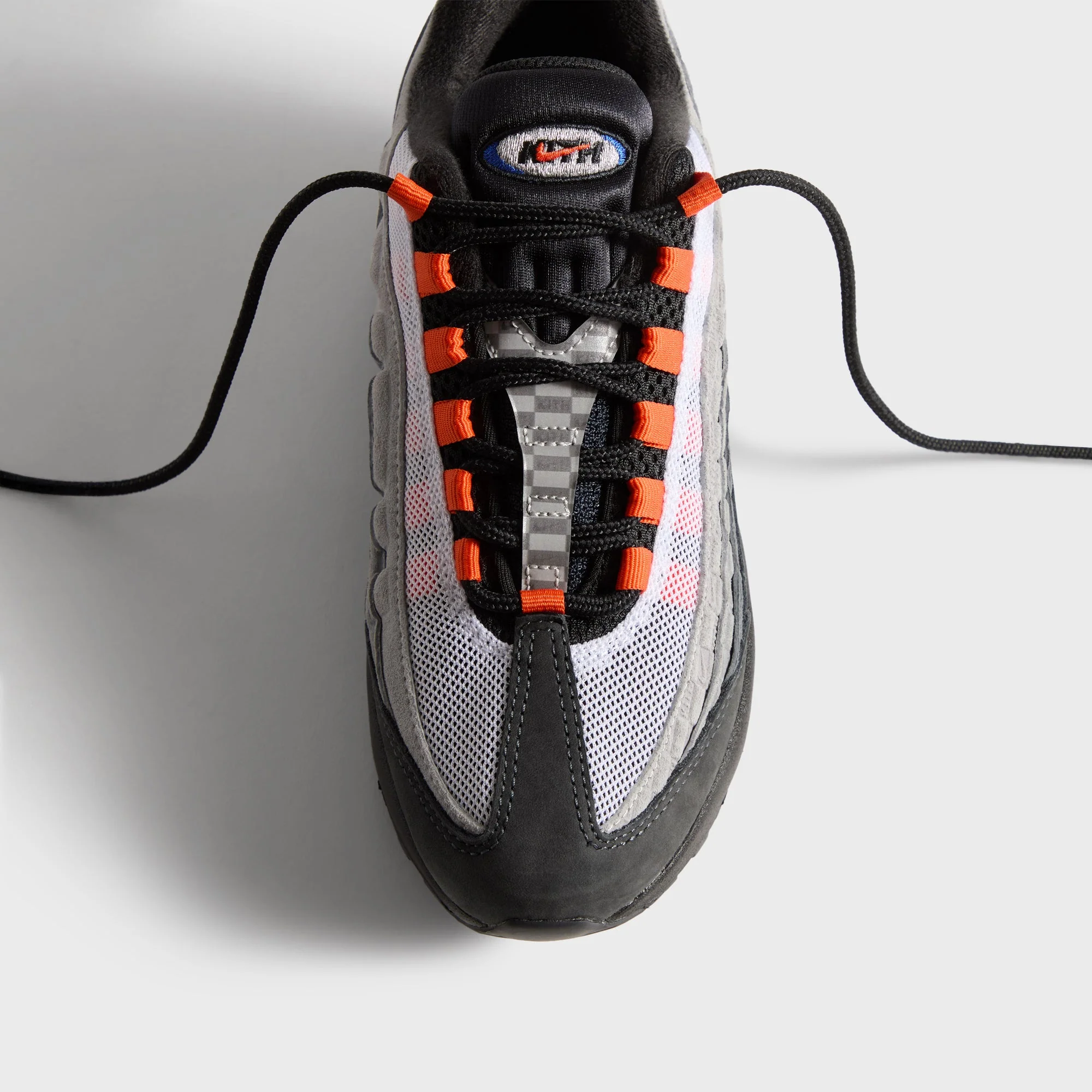 Kith for Nike GS Air Max 95 - Anthracite / Dark Grey / Stadium Grey - Image 7