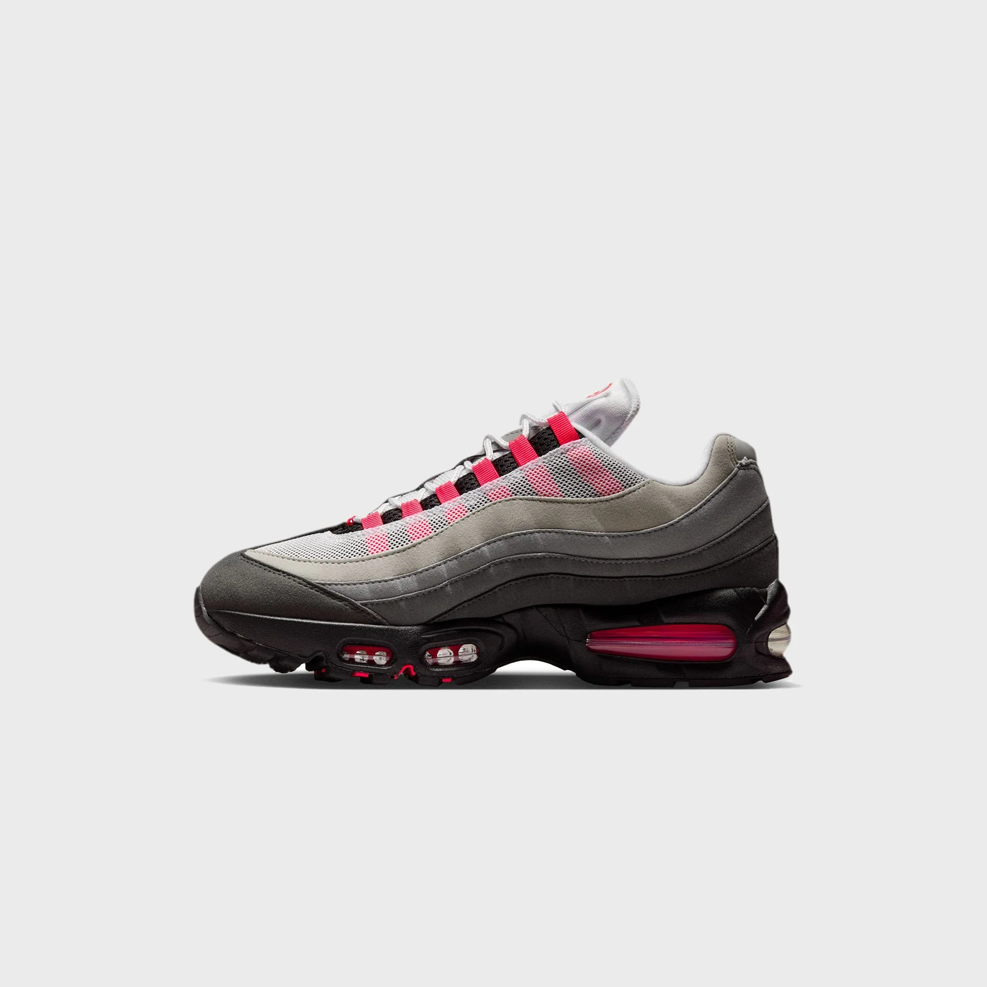 Nike Air Max 95 - Black / Solar Red / Medium Ash / Dark Pewter - Image 3