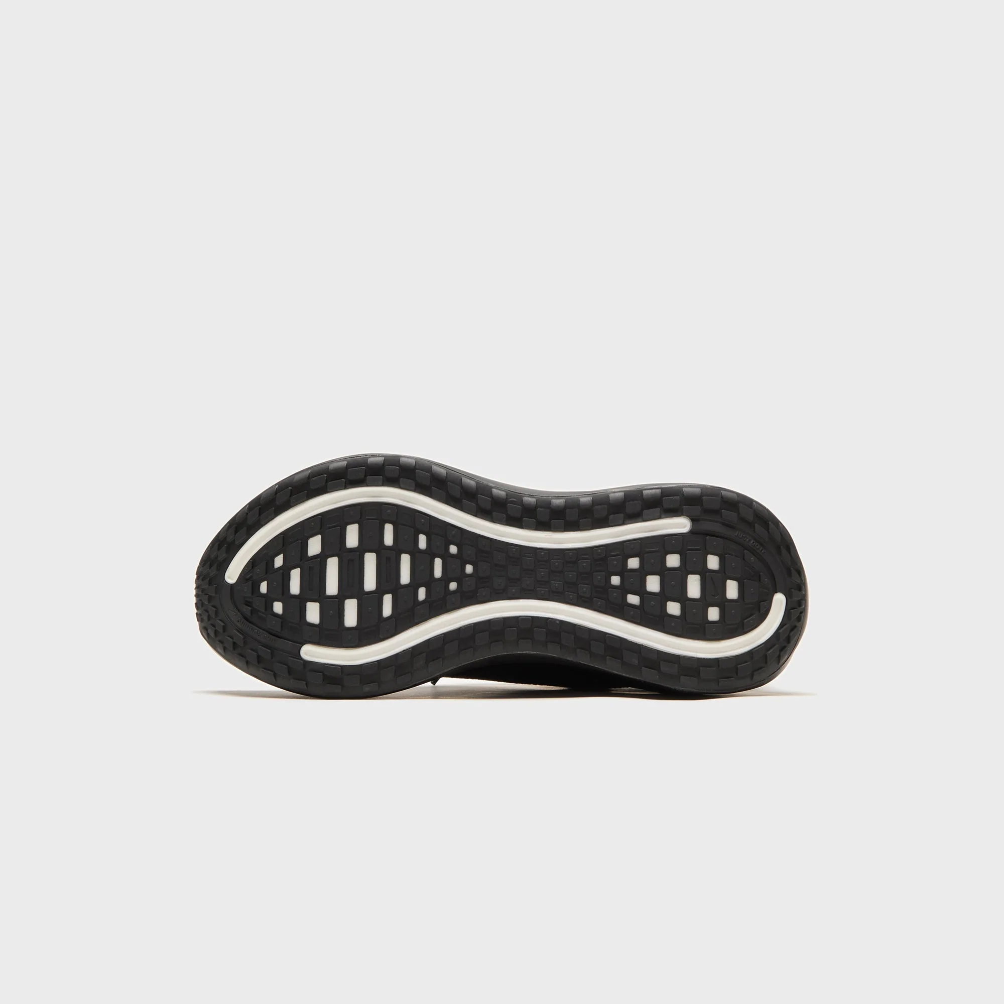 Nike Vomero Plus - Triple Black - Image 5