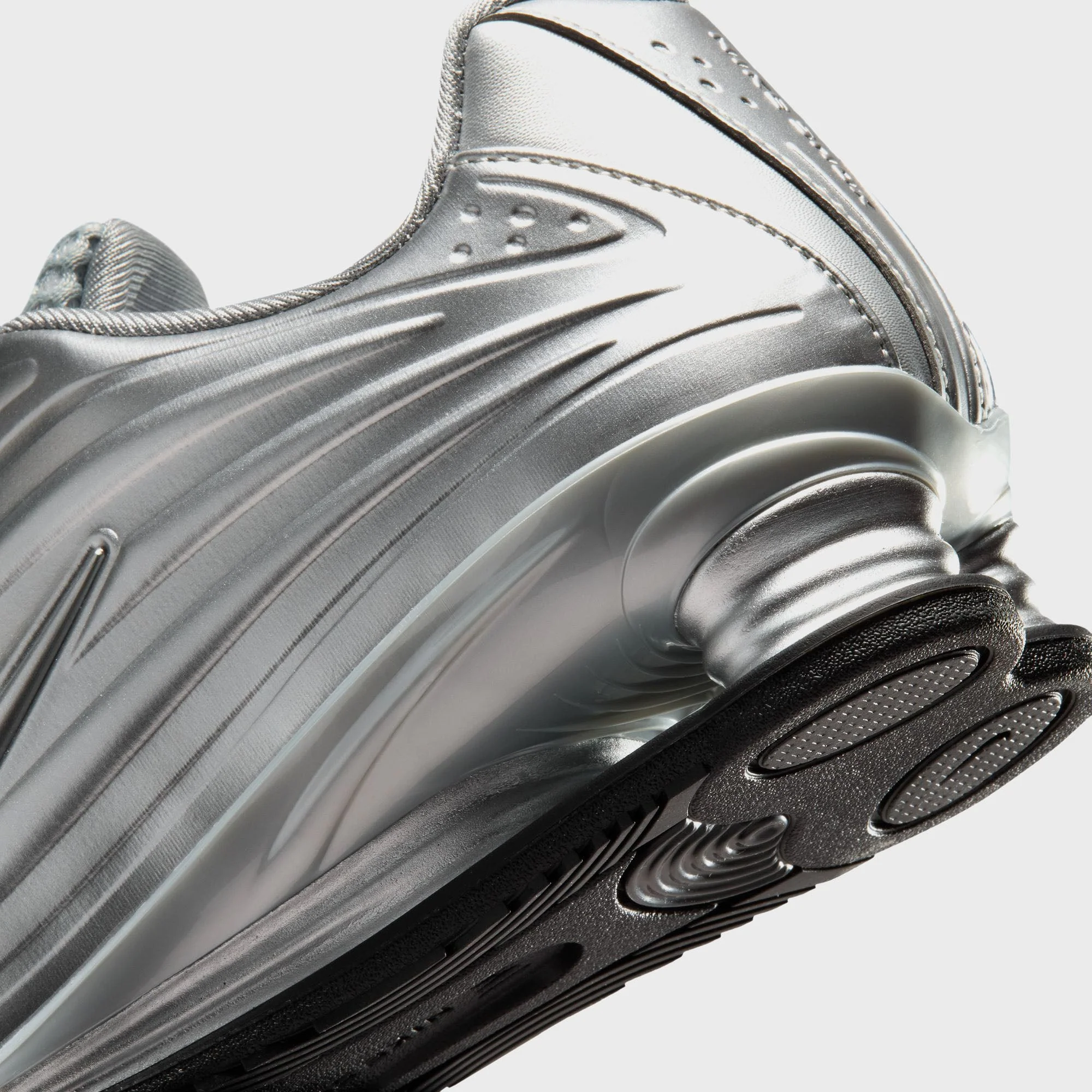 Nike WMNS Shox Z - Silver / Black / Metallic Silver - Image 7