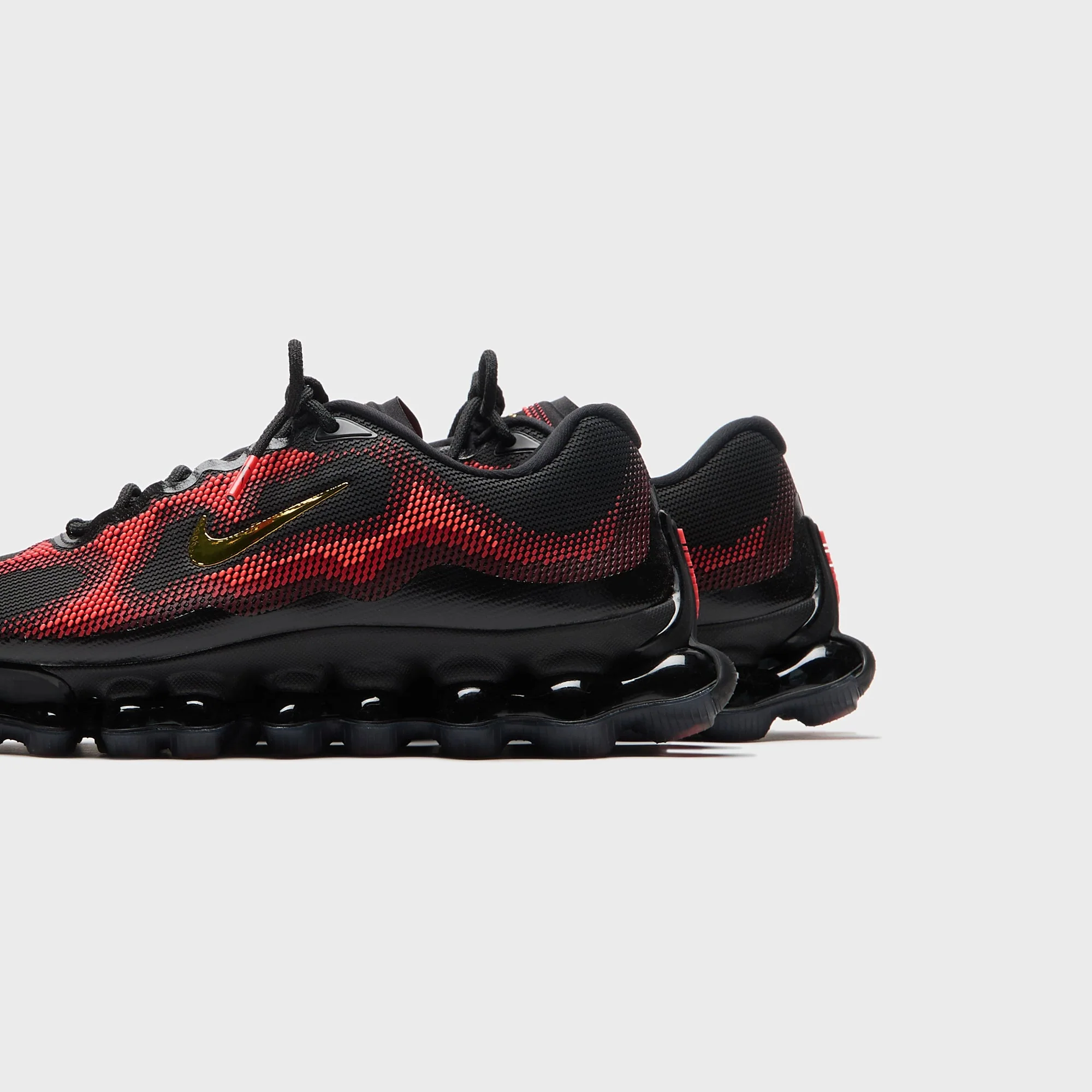 Nike Air Liquid Max - Bright Crimson / Fire Red - Image 4