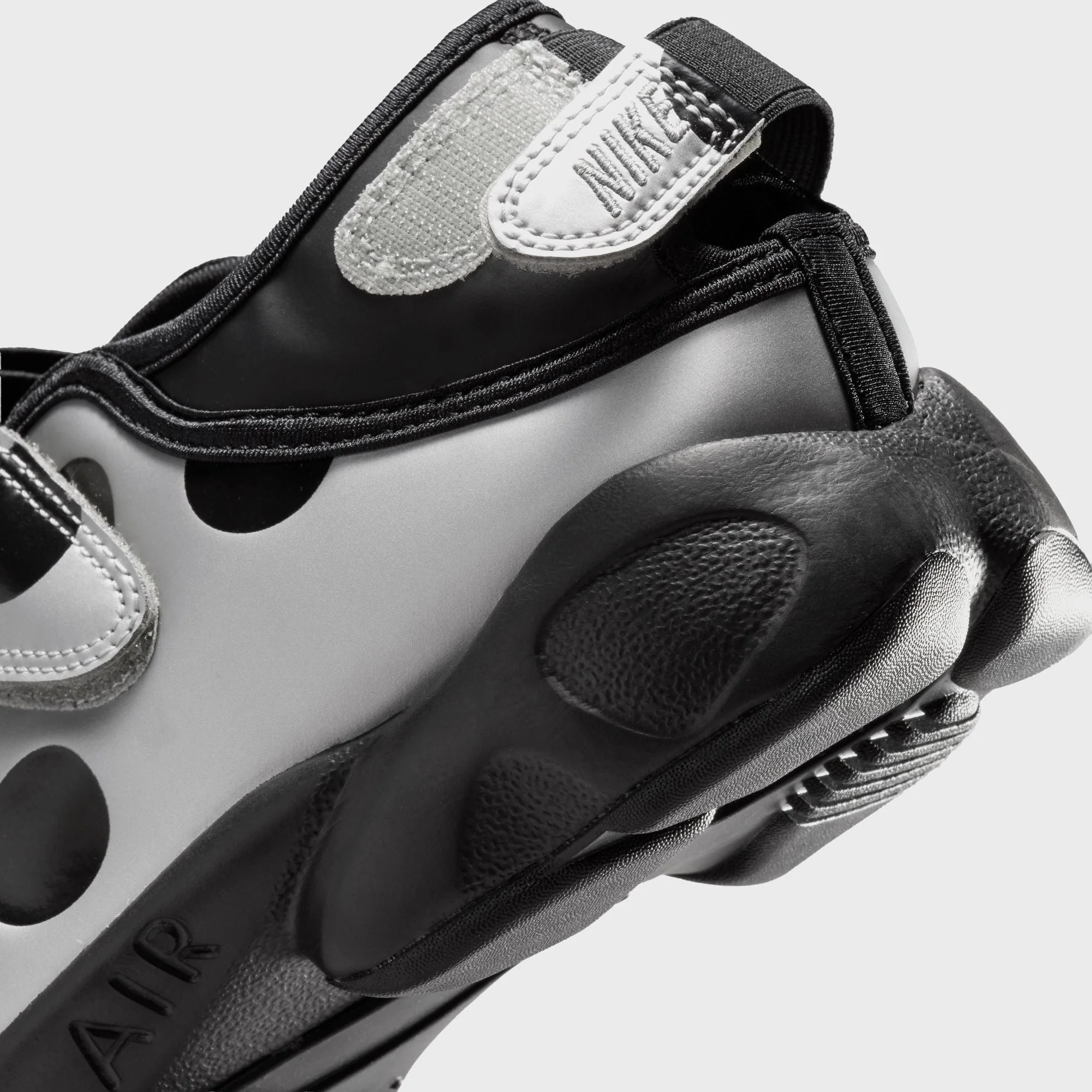 Nike WMNS Air Rift - Metallic Silver / Black - Image 9