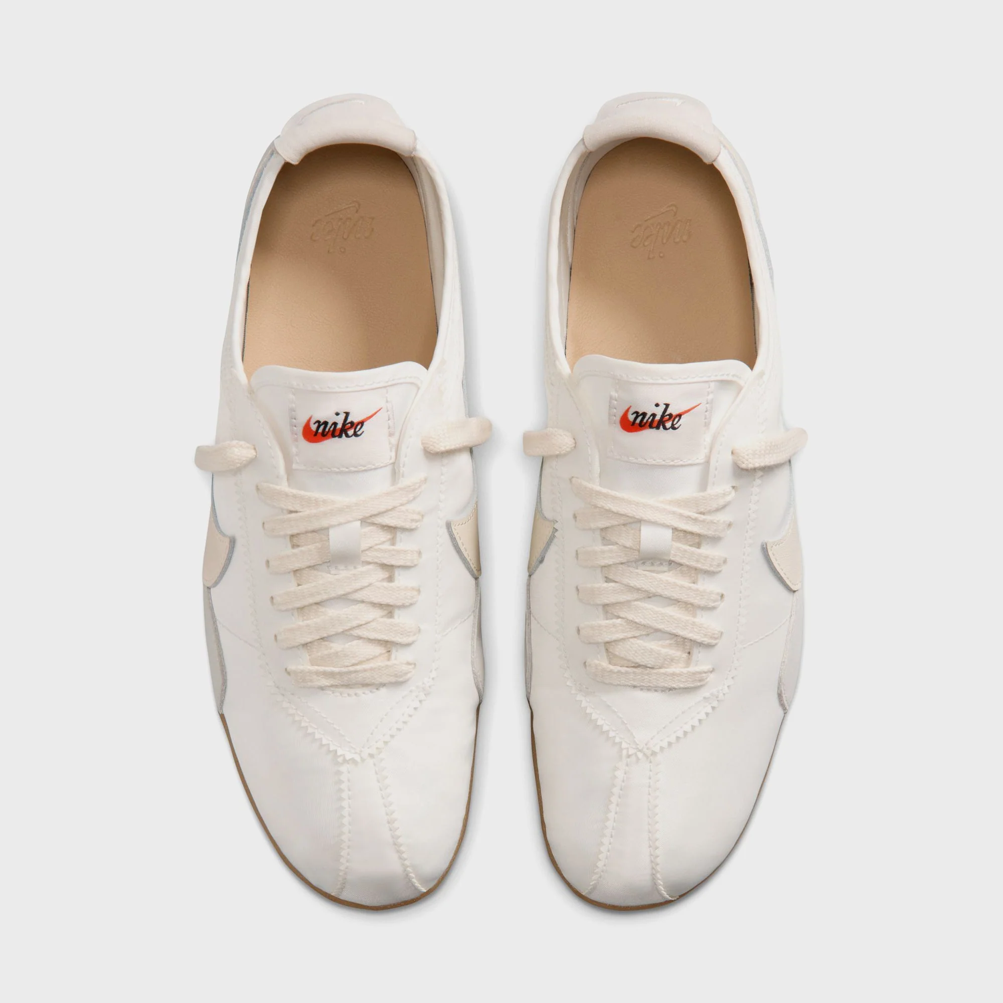 Nike WMNS Moon Shoe OG - Summit White / Gum Light Brown / Soft Pearl - Image 4