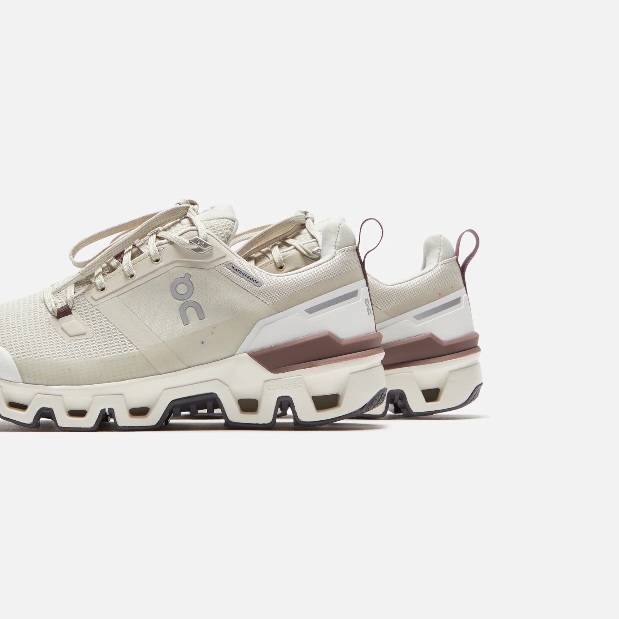 On Running WMNS Cloudwander Waterproof - Sand / Ivory - Image 3