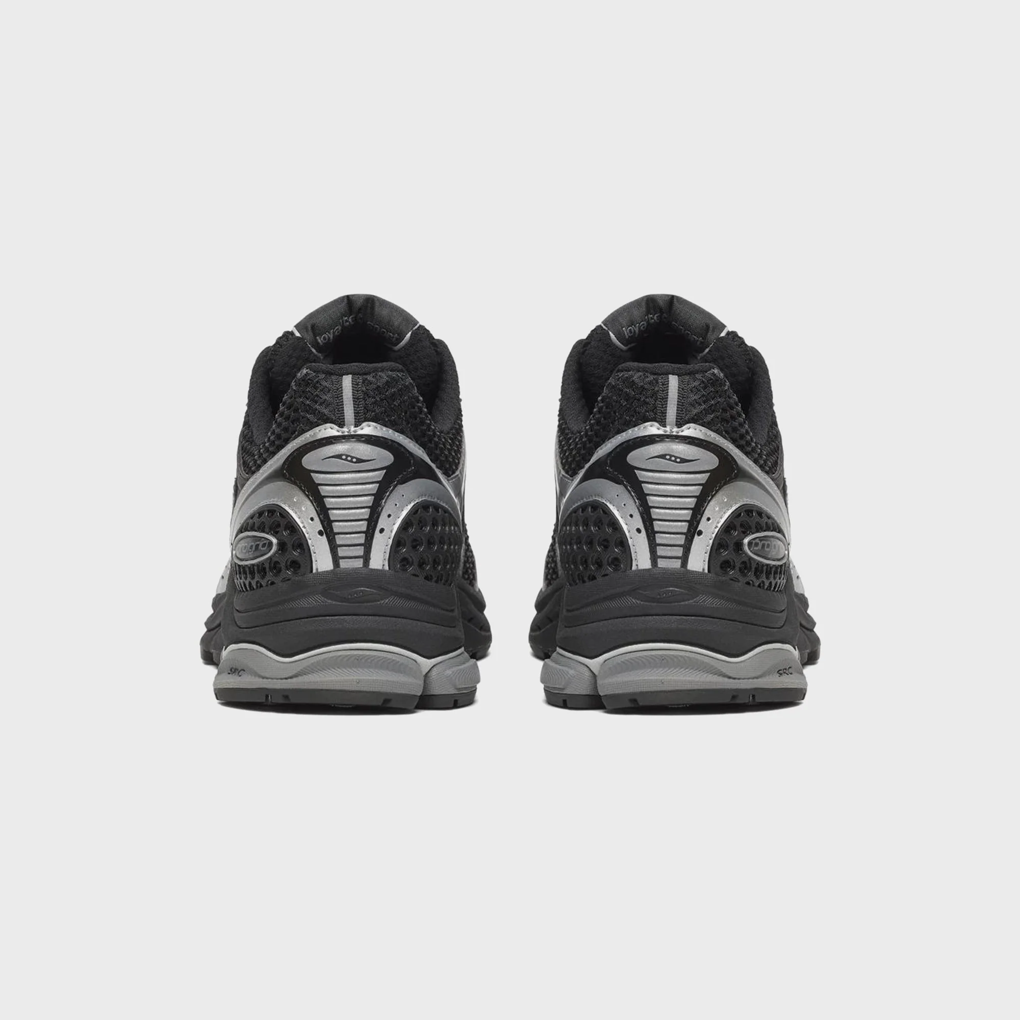 Saucony ProGrid Triumph 4 - Black / Silver - Image 4