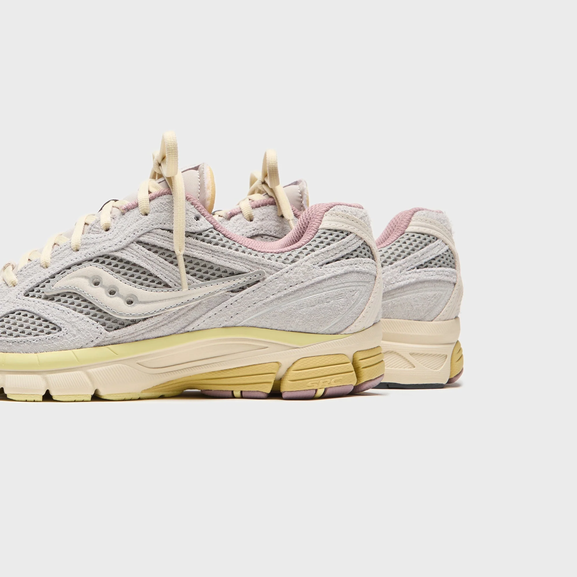 Saucony x 3Sixteen Studios Guide v7.3s - Graphite - Image 4