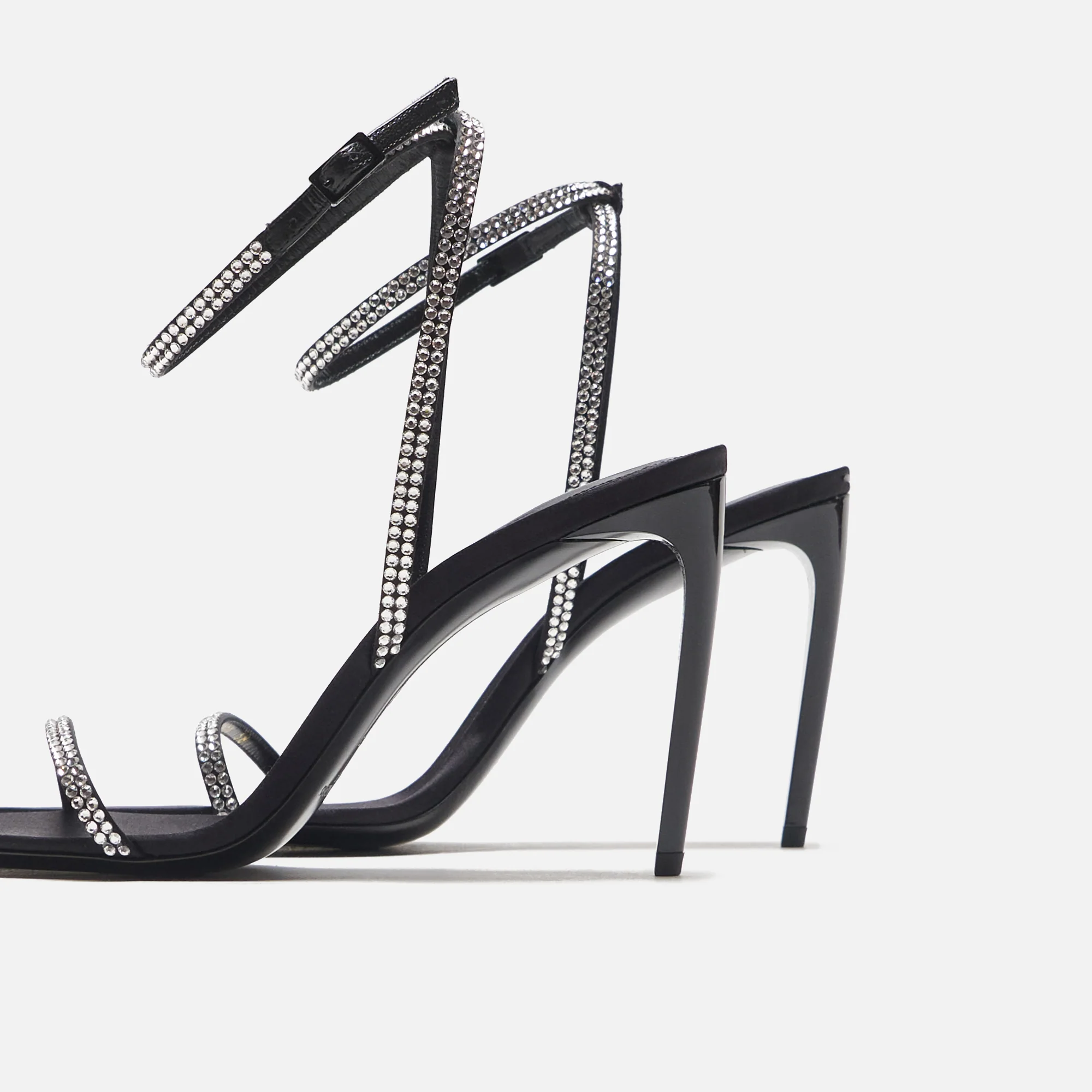 Saint Laurent Gippy 90 T.Steig Sandal - Nero / Crystal - Image 3