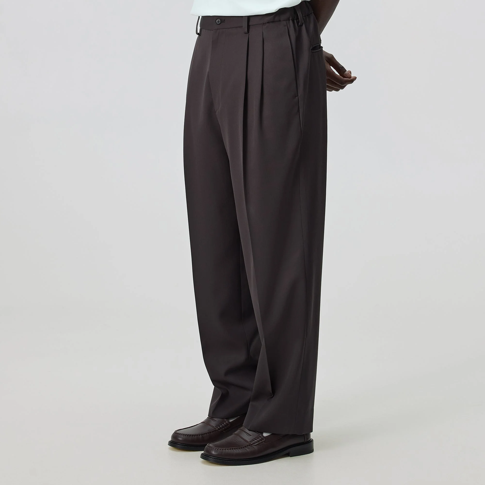 Kith 101 for ssstein Two Tuck Easy Trouser - Kindling - Image 2