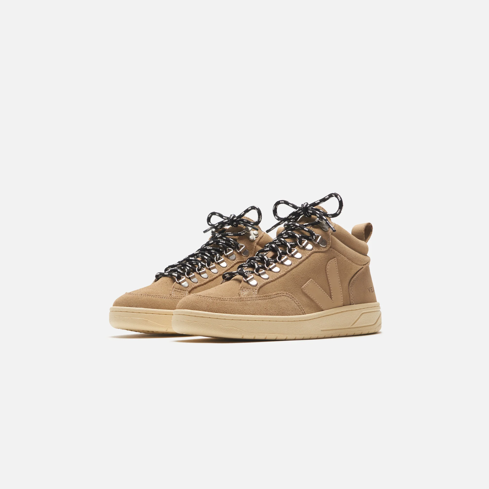 Veja Roraima Dune Almond Suede - Maple - Image 2