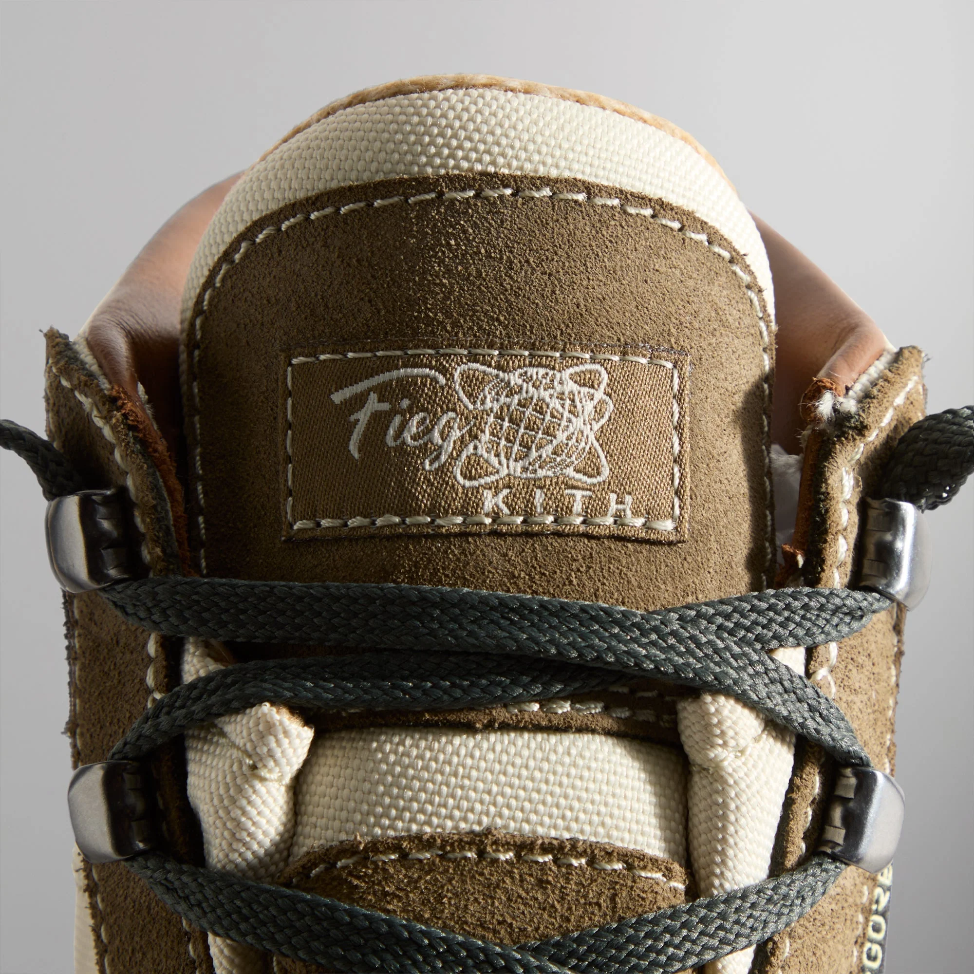 Ronnie Fieg for Vasque Skywalk GTX - Turtle Dove - Image 11