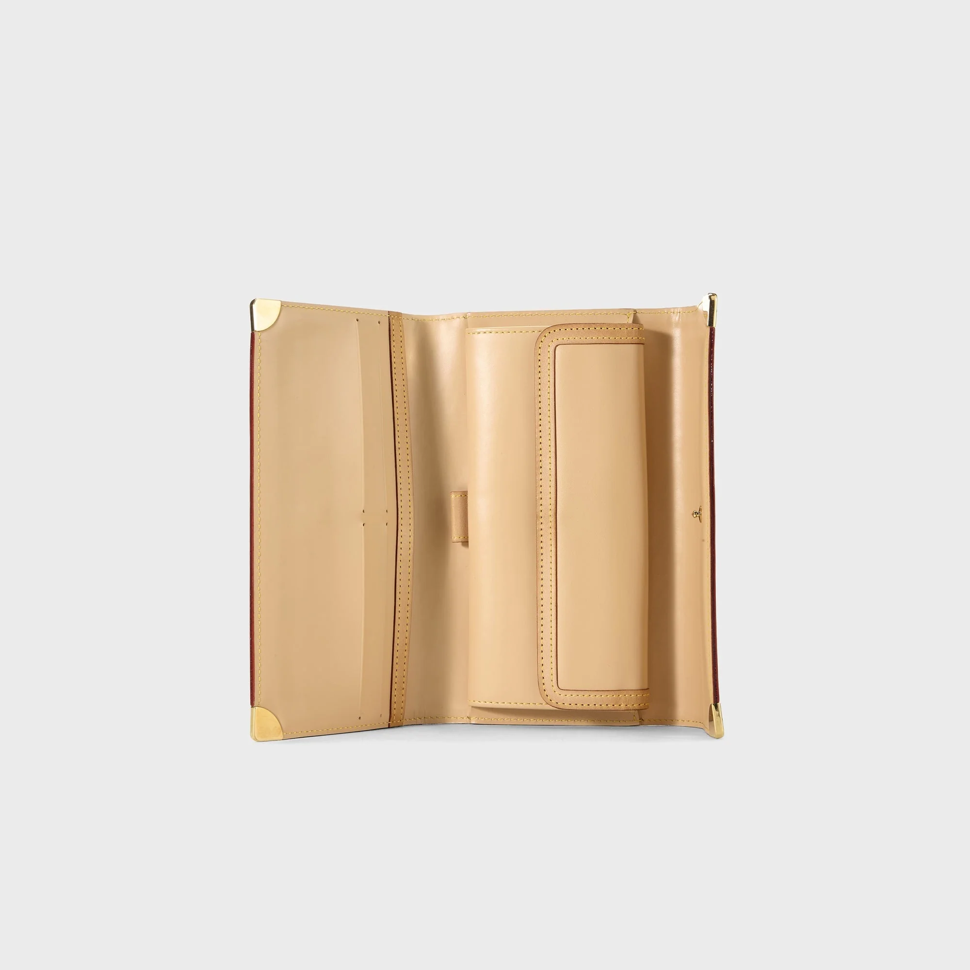 WGACA Louis Vuitton Multi International Wallet - Multi - Image 3
