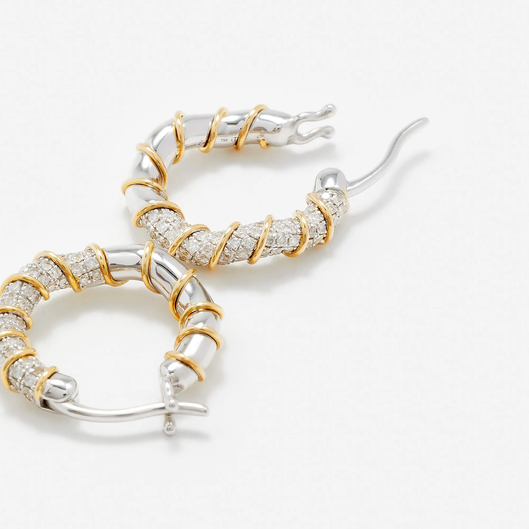 Yvonne Leon Mini Creole Twists Earrings - Gold / White - Image 2